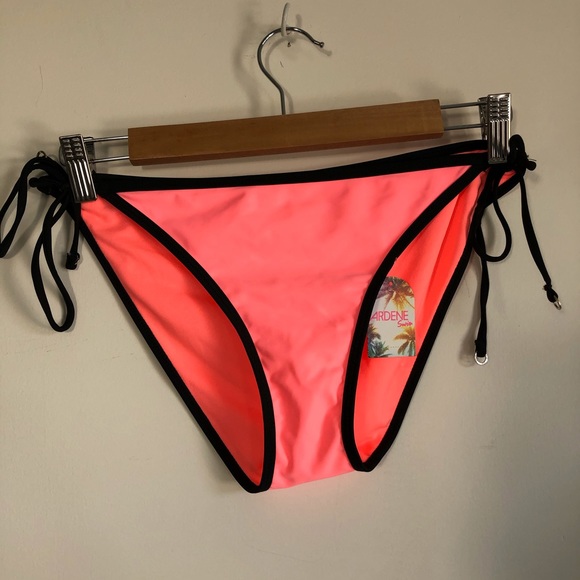 NEW💖Bikini bottom - Picture 2 of 5